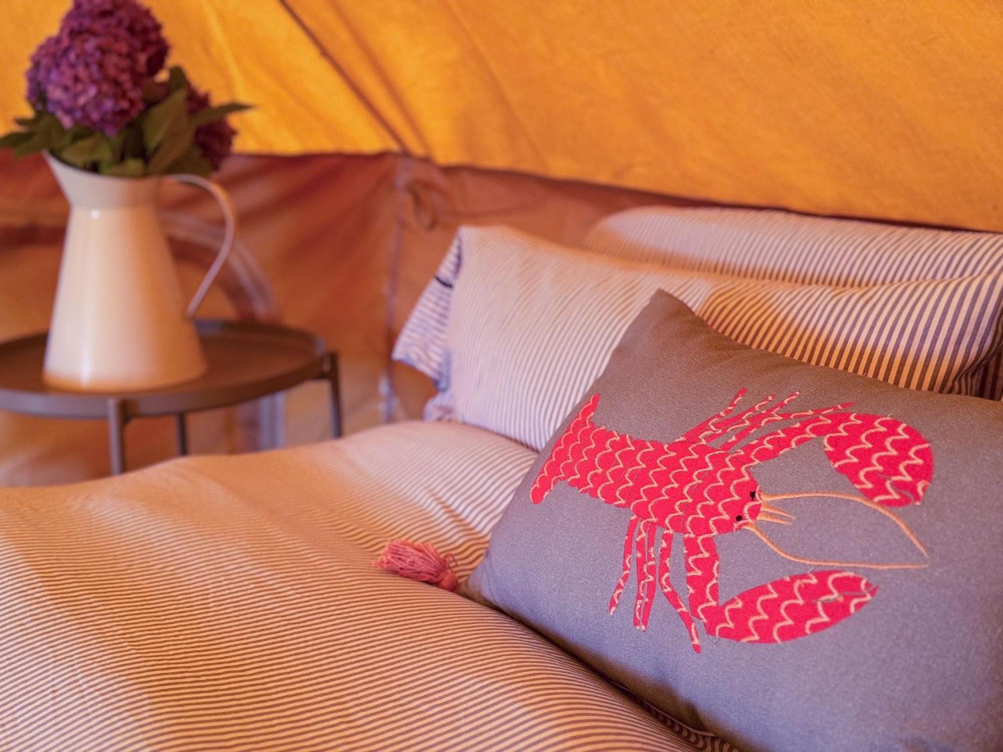 Fully Furnished Bell Tent 3 Carlyon Bay Zewnętrze zdjęcie